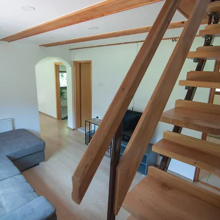 Grunthouse Tatil Evi